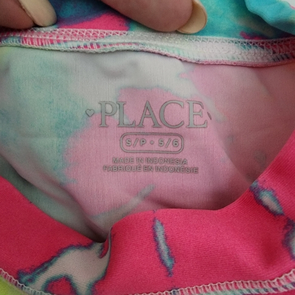 The Children's Place Girls' Tie-Dye Rash Guard Swim Set - Size 5/6 - Picture 2 of 2